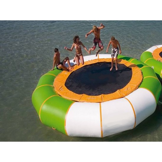 Wassertrampolin Wassertrampolin